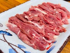 -毛辣果·贵州红酸汤牛肉火锅(西单店)