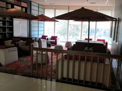 -喜鹊愉家酒店(郑州曼哈顿博览中心地铁站店)