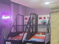 -不可思议减压馆·解压博物馆·摔碗发泄·团建定制
