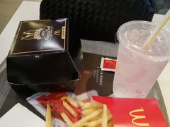 -麦当劳(龙之梦购物中心店)