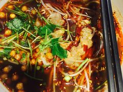-哇蛙牛功夫面渝都料理(龙阳广场店)