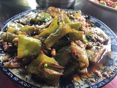 煸炒辣椒-生态苑农庄(十里画廊遇龙河店)