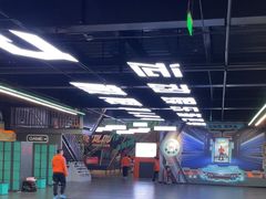 -极限PLAY运动娱乐新世界·团建派对潮玩休闲馆·室内蹦极高空游乐园