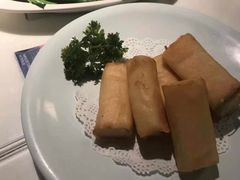 -新大咀港式茶餐厅(宝山万达店)