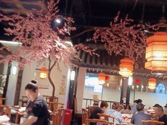 大堂-卢大鲜鱼头捞饭(美利广场店)