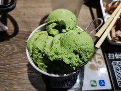 绿茶冰淇淋球-火炉火自助餐(悠唐购物中心店)