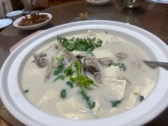 -芦茨金富饭庄·25年老字号·专做稻草鸡