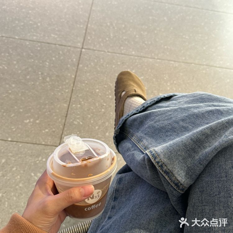 太阳很好晒的平价咖啡店