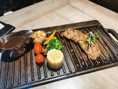 -卢布里西餐厅(星海广场店)