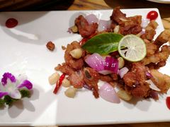 -老滇山寨•云南特色菜•地方菜•民族风情歌舞表演(金碧店)