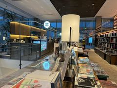 -茑屋书店(天目里店)