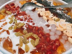-姚姚酸菜鱼·金戈戈香港豉油鸡(喜荟城联名店)