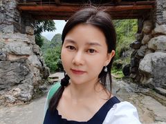 -高荡千年布依古寨旅游景区