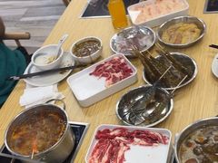 -杨老板·海鲜集市火锅·鲜切牛肉(中防万宝店)