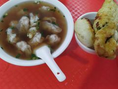 -张阿三馄饨店