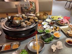 -围炉肉舍丹东海鲜烤肉·烤活鳗(步行街店)