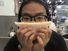 牛肉鸡蛋三文治-义顺牛奶公司(庇利金街店)