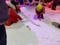 -圣名游乐城冰雪大世界