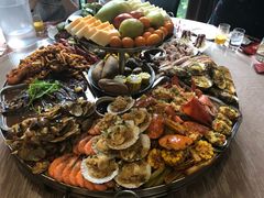 -日进一片海.生腌海鲜火锅.宵夜烧烤(三里屯总店)