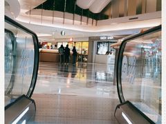 -白玉兰广场停车场