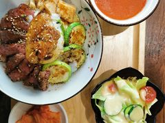 -POKEE VIA&Brunch·维娅(重庆来福士店)