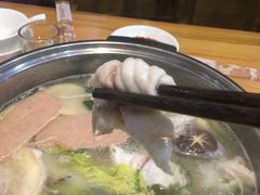-风情丽江斑鱼火锅(孙家沟西南路80号店)