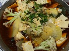 -李双猪·小龙虾·烧烤·羊肉煲(乐山店)