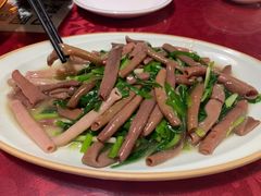 韭菜炒海肠-崴海渔村(虹梅路店)