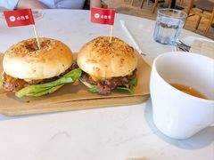 -必胜客(巴沟店)
