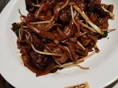 干炒牛河-港丽餐厅
