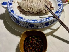 精品手把肉-巴音浩日娲·蒙餐(双林东路店)