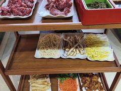 -清真·马坡烧烤涮牛肚·酸浆火锅(新区总店)