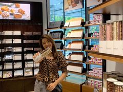 -Laderach 莱德拉(上海环贸iapm店)