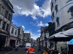 -海口骑楼小吃街