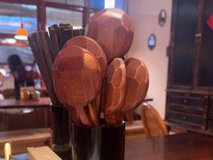 -银米·云南传统过桥米线(双廊黑金冠店)