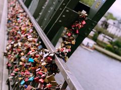 爱情锁-铁桥