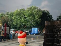 -王府井奥莱临潼小镇(临潼店)