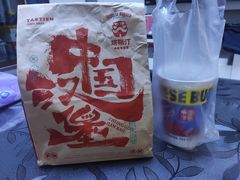 可乐-塔斯汀中国汉堡(江宁万达店)