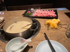 -捞王锅物料理(上海世茂广场店)