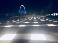-南京眼步行桥