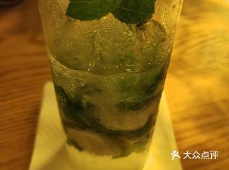也知道在外面吃饭。不好。但又怎么拒绝得了