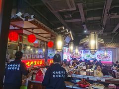 -川流不息·地道川菜·小龙虾(新松江路店)
