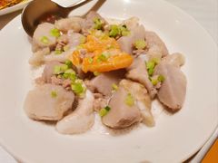 目鱼蛋蒸牛奶芋-香港龙凤楼(陆家嘴中心店)