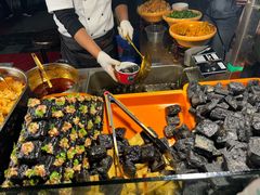 -正宁路小吃夜市