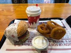 -The Habit Burger Grill 哈比特汉堡(复兴soho店)