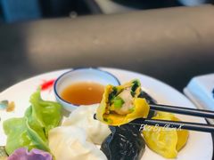 五味海鲜水饺拼盘-东莱馋房(陆家嘴店)