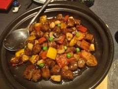 砂锅黑松露牛肉粒-肆月河豚·淮扬菜·湘菜(华天店)