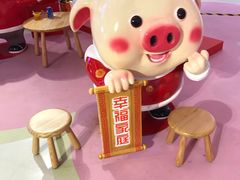 -梅龙镇广场