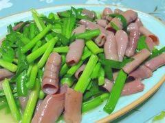 韭菜炒海肠-崴海渔村(虹梅路店)