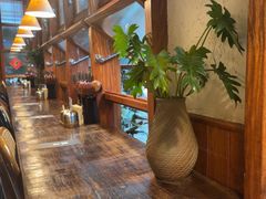 -银米·云南传统过桥米线(双廊黑金冠店)